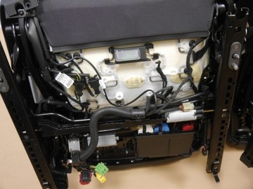 фото thumb №7, Audi a4 b9 сидіння шкіра оббивка s-line sedan