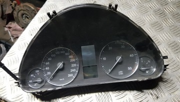 фото thumb №10, Mercedes w203 спідометр  манометр 2.2 cdi рестайлінг a2035404947