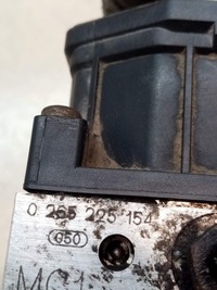 фото thumb №7, Насос abs mondeo mk3 2.0 tdci 0265225154