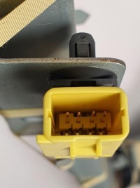 фото thumb №2, Шторка безопасности подушка безопасности правая mazda 2 de 3d