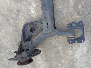 фото thumb №10, Mercedes w177 a-klasa ось балка подвешивание задние зад поворотный кулак