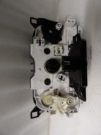 фото thumb №1, Панель управление кондиционера mazda 2