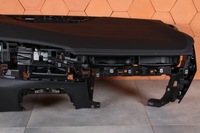 фото thumb №7, Bmw 2' u06 оригінальна панель приладів приладова консоль sensatec czarna 4241 km !!!