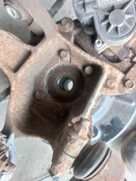 фото thumb №4, Subaru outback 2.5 15-19 поворотна опора ступиця лівий зад