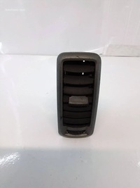 фото thumb №1, Renault trafic ii решётка обдув r6136s150