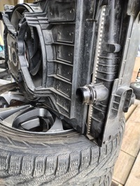 фото thumb №12, Bmw i3 2015.11. бампер капот крылья pas переднее радиатор лампы