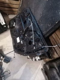 фото thumb №1, Mercede x166 підйомник скло замок правий перед gl