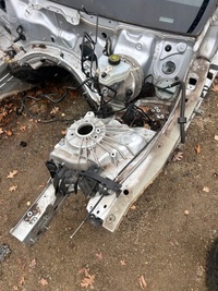 фото thumb №1, Mercedes w205 c-klasa лонжерон четверть левая перед 775