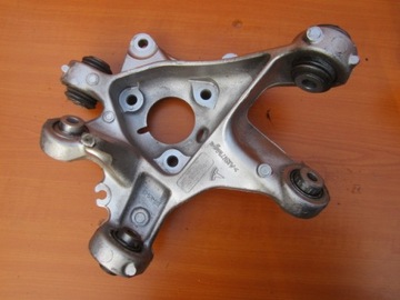 фото thumb №10, Tesla модель 3 iii поворотна опора зад задня права 1044416-00-g ліва 1044411-00-g