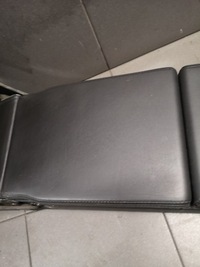 фото thumb №8, Підлокітник середній сидіння audi a8 d2 чорний