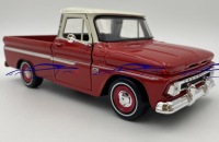 Пикап Chevy C10 Fleetside в масштабе 1:24, Motormax 73355