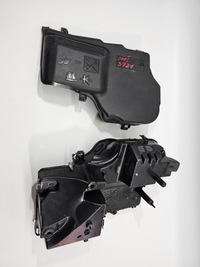 фото thumb №8, Основание корпус коробка предохранителей компьютера peugeot 508 i #3721