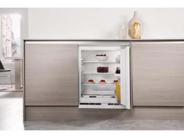 Встроенный холодильник Whirlpool ARG585.