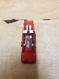 фото thumb №13, Лампа обшивка дверь audi a6 c5