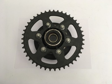 KAWASAKI Z1000 10-13 Держатель колеса + задняя звездочка