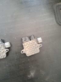 фото thumb №3, Блок управления модуль вентилятора tesla model s