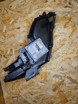 фото thumb №8, Toyota prius plus 12-15 лампа передняя левая ксенон ксенон