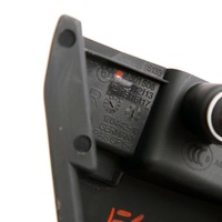 фото thumb №12, Bmw f45 защита угловая дверь передних правая треугольник прокладка 7301506