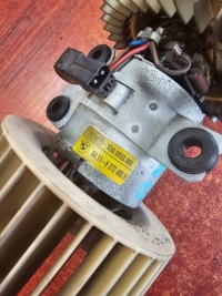 Вентилятор воздуходувка bmw e39 sedan 8372493 Доставка, фото thumb