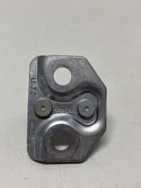 фото thumb №2, Засов дверь volvo v40