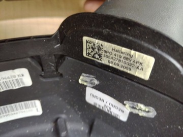 фото thumb №9, Руль + подушка безопасности четырёхспицевый кожа audi a3 8p рестайлинг годы 08-12