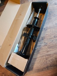 фото thumb №9, Амортизатор задняя alfa romeo kamoka 2000402 60613568