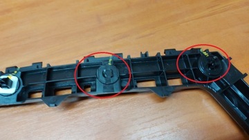 фото thumb №13, Ковзун бампера правий зад toyota corolla e21 sedan 19-