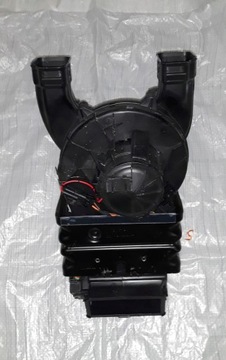 фото thumb №1, Mercedes ml w166 отопитель воздуходувка зад задняя