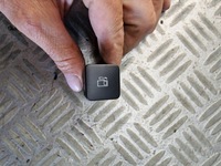 фото thumb №1, Переключатель заливка топлива открывание citroen c4 ii b7