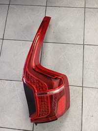 фото thumb №1, Лампа задня volvo xc90 2015- права