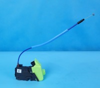 фото thumb №3, Kia sportage v 23r замок дверь правый перед 81320-r2000