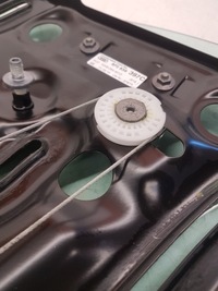 фото thumb №7, Механизм стёкла зад audi a5 cabrio 8f0839397c