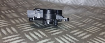 фото thumb №13, Vw multivan transporter t5 t6 двигунчик кришки нагрівача зад 7e0907512a