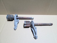 фото thumb №1, Приводной вал правая передняя кронштейн peugeot 208 ii 2008 ii citroen c4 iii 9801150380