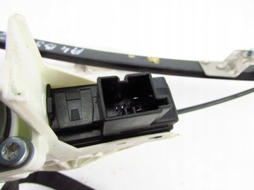 фото thumb №5, Audi a4 b8 механизм стёкла правые зад европа