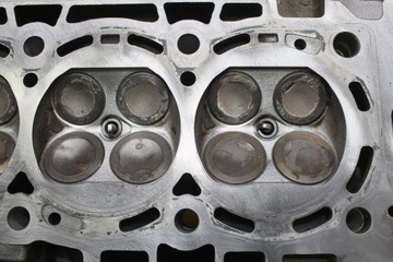 фото thumb №14, Головка peugeot 607 10lj02 2.2 b 3fz 9634402210