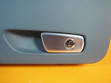 фото thumb №8, Audi q5 8r бардачок пассажира stahl grau 8r1857035f