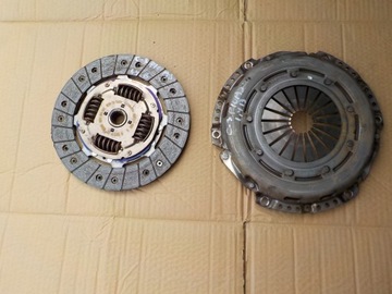 фото thumb №1, Прижим диск сцепления citroen c3 picasso 1,4 vti 2009r