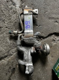 фото thumb №1, 39 audi a8 d3 радиатор выхлопных газов 057131511g