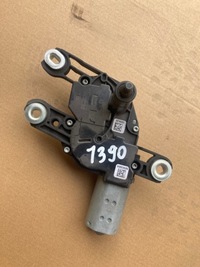 фото thumb №5, Volkswagen оригинальный номер 5q0955711a моторчик дворники задний