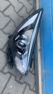 фото thumb №1, Kia niro 2018- лампа правая обычная передняя