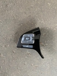 фото thumb №1, Vw touareg 7p кнопка многофункциональный 7p6959537