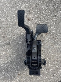 фото thumb №1, Vw passat b8 каркас з pedałami gaz ham 5q1723058