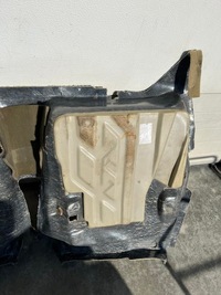 фото thumb №9, Коврик обшивка пол бежевый кремовый mercedes w201 190 2016806441