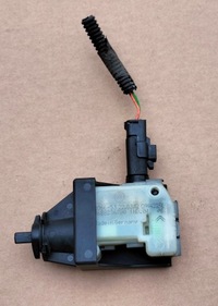 фото thumb №1, Citroen ds5 привод крышка заливной топлива