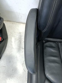 фото thumb №5, Сиденья, заднее сиденье, комплект chrysler pacifica 2021 подлокотник