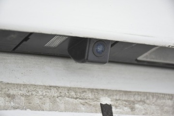 фото thumb №13, Кришка задня зад range rover sport l320 камера