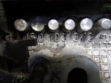 фото thumb №5, Volkswagen passat b5 1.6 8v головка двигуна 050103373