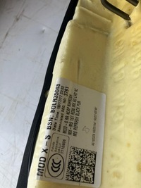 фото thumb №5, Обшивка защита сиденье правый задняя tesla model s кожа