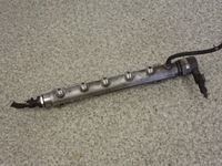 фото thumb №1, Hyundai tucson 2.0 crdi 04- молдинг впрыскная клапан